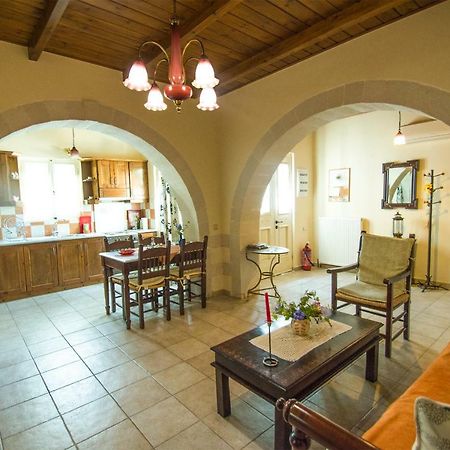 Helianthos Villas Dulianá Kültér fotó