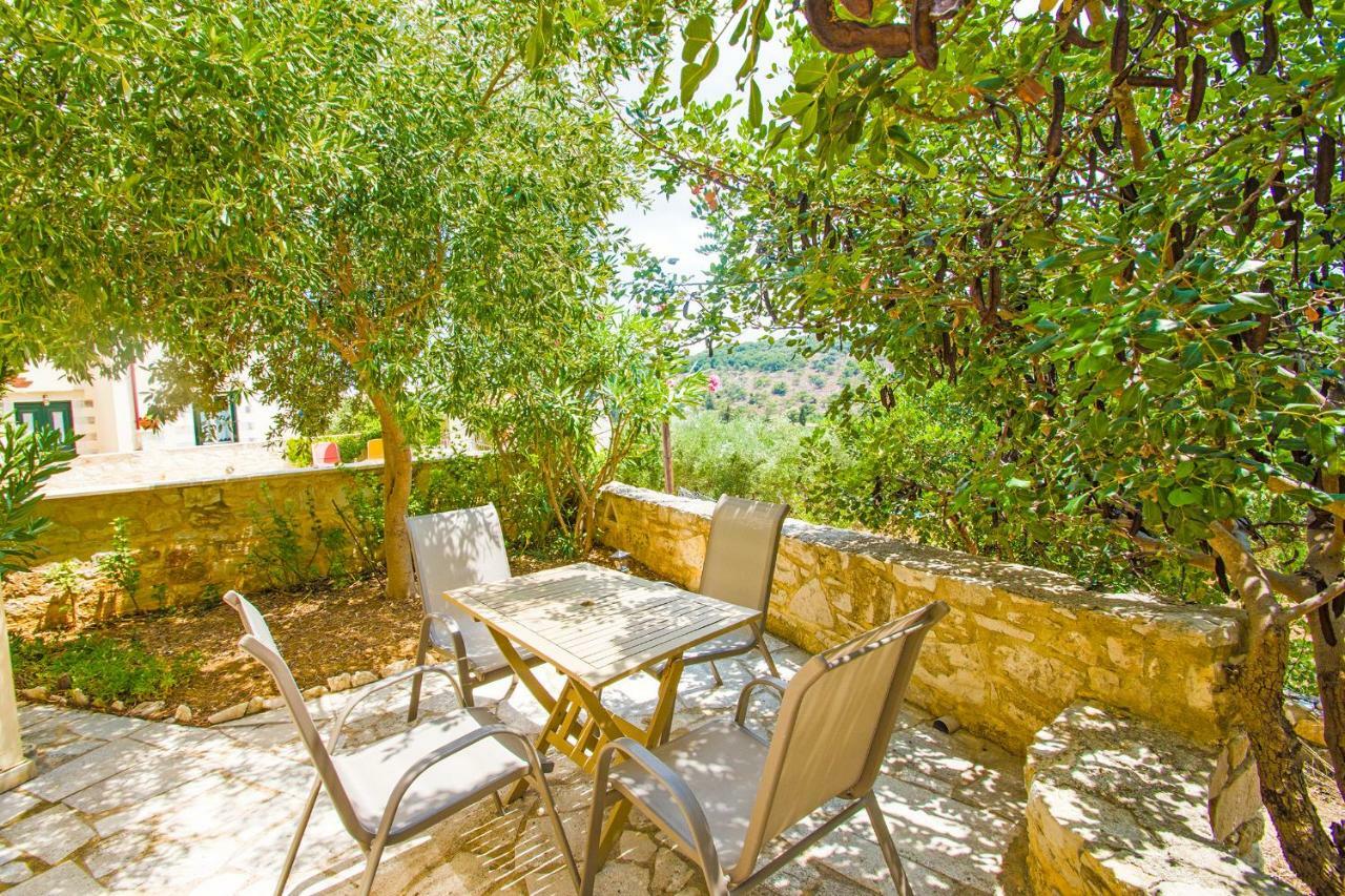 Helianthos Villas Dulianá Kültér fotó